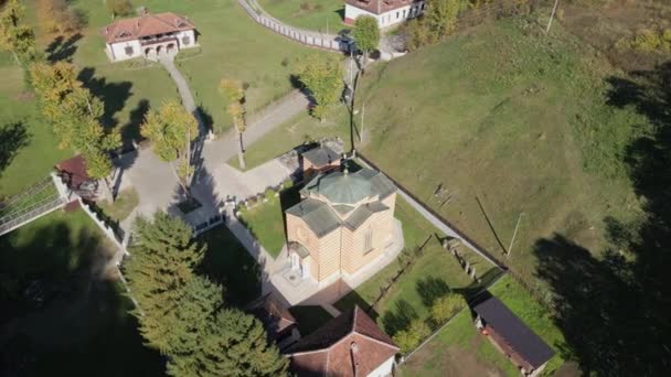 Monastère Ribnica Maisons Voisines Vues Air Dans Ouest Serbie — Video