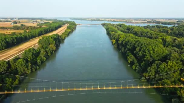 Жовтий Підвісний Міст Через Річку Дунай Смедерево Сербія — стокове відео