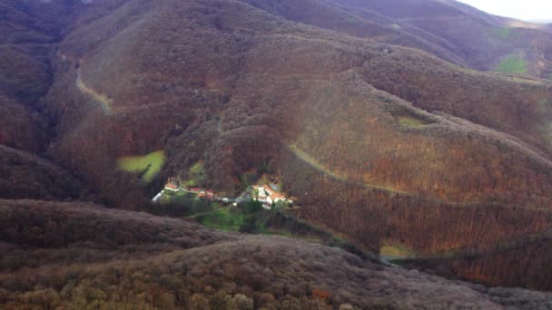 Εκπληκτική Εναέρια Λήψη Του Mountain Rudnik Στη Σερβία — Αρχείο Βίντεο