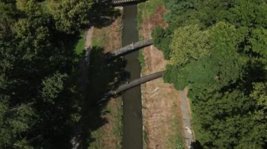 Topcider nehri ve Belgrad 'ın bazı kısımları üzerindeki dört köprü havadan izlendi