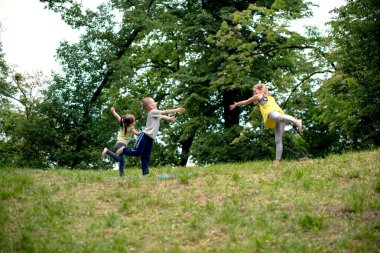 doğada Yoga egzersiz