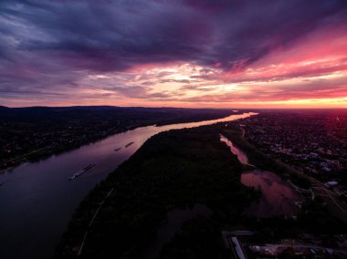 Doğa, nehirde gün batımı