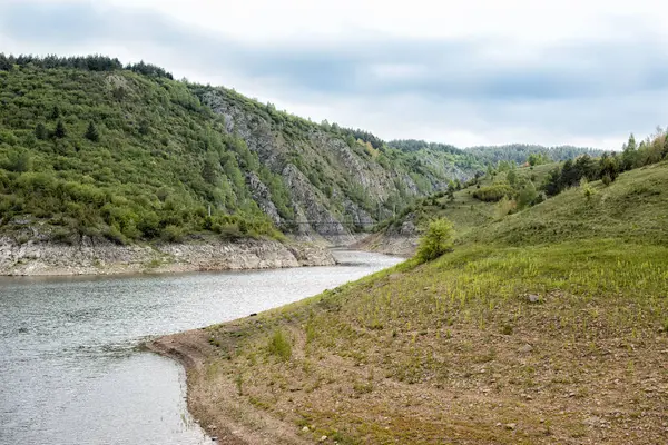 Doğa ananın manzara fotoğrafı. Sakin sahne