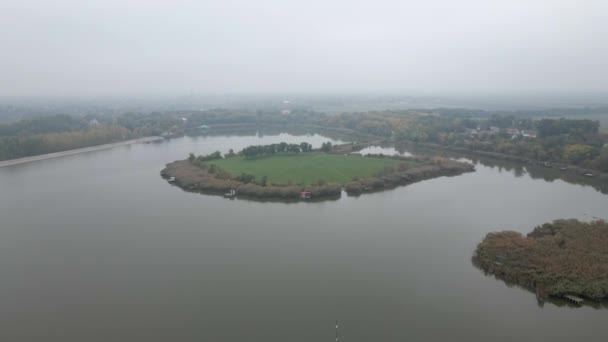 Drone Flies Island Lake Zobnatica Backa Topola Serbia Fog — Stock Video