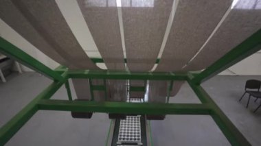 Yeşillik, fesleğen, marul ve diğer ürünlerin otomatik tohumları için birim