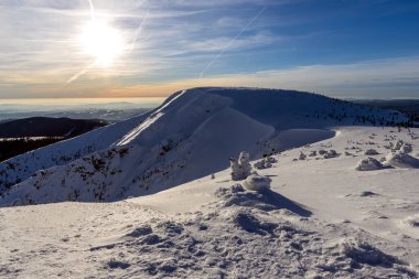 Bir kış rüyası, dev dağlar..