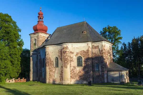 Unutulmuş güzellik, Azizler Kilisesi, Hermankovice, Broumov, Çek Cumhuriyeti