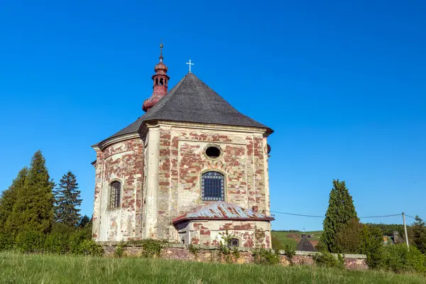 Unutulmuş güzellik, Aziz Anny Kilisesi, Viznov, Broumov, Çek Cumhuriyeti