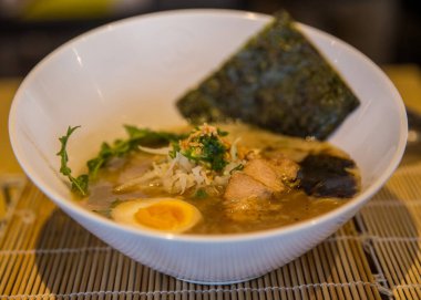 Tonkotsu Ramen Erişte Kasesi.