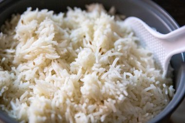 Beyaz Basamati Rice 'lı bir vapur. Yakın plan.