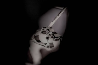 Sihouette çerçeveli Kalp Şekilli Kalem Tutucu