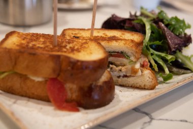 Salatalı Hearty Lunch Menüsü