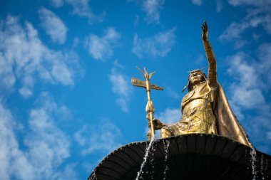 Plaza De Almas Heykeli Çeşmesi