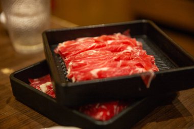 Shabu Shabu ve Sukiyaki için et.