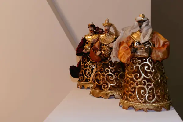 Noel süslemeleri minimum tasarım