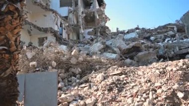 Building damaged in earthquake in izmir, turkey