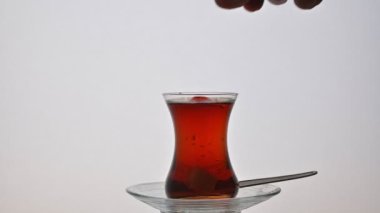 bir bardak çay