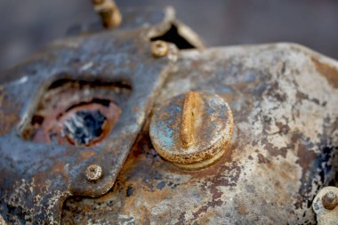 Yanan Motorsikletten Kalan Yanık Parçalar