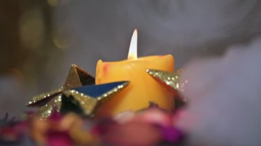 Noel ve Parlak Arkaplan Dekorasyonu