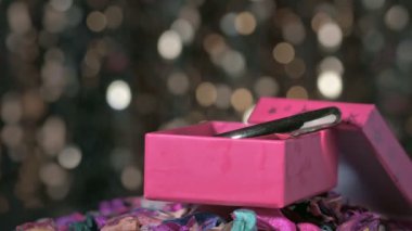 Sevgililer Günü kavramı. Hediye Kutusu ve Hediyeler