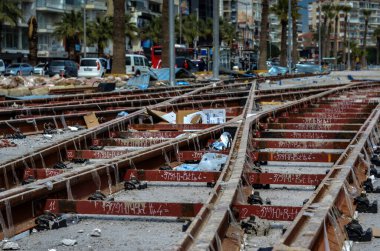 Türkiye İzmir 26 Şubat 2017 Karsiyaka Tramvay Rayları İnşaatı