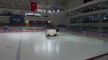 Türkiye İzmir 24 Ocak 2025 Uluslararası Artistik Patinaj Yarışmaları