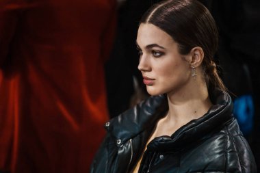 KYIV, UKRAINE - Şubat 03, 2022: Sahne Arkası Ukrayna Moda Haftası 2022-2023