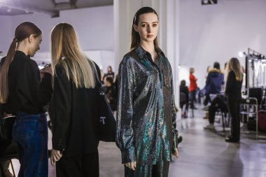 KYIV, UKRAINE - FEBRUARY 03, 2022: VOROZHBYT & ZEMSKOVA Şov @ Ukrayna Moda Haftası / Kış 2022-2023