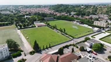 Futbol sahasının hava görüntüsü
