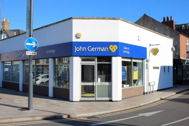 Loughborough, Leicestershire, İngiltere, - 15 Ekim 2023 John German Emlak ajanları Bedford Meydanı 'nda