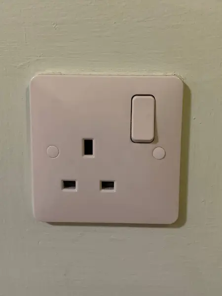 UK Electrical single mains socket with switch, Socket flush with wall
