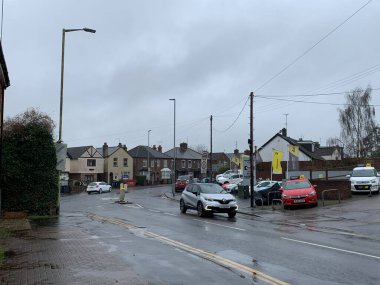 Hemel Hempstead, Hertfordshire, İngiltere, 17 Mart 2024 St Albans Tepesi bulutlu bir günde alındı