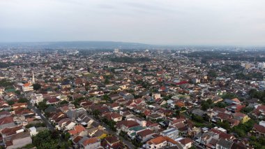 Malang şehri yukarıdan insansız hava aracı kullanılarak görüldü.