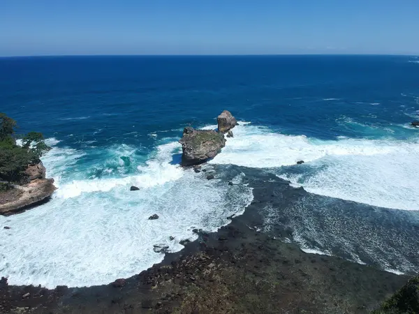 Güney Malang, Doğu Java, Endonezya 'daki Ngliyep Sahili Havalimanı
