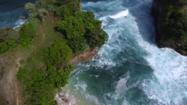 Batu Bengkung Sahili 'nden hava görüntüsü Malang, Doğu Java, Endonezya' da yer almaktadır.