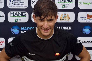 Napoli 'deki ATP Challenger 125 kupasının beşinci gününde Passaro, Napolitano' yu yendi. 28/03/2024