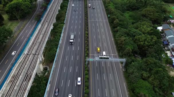 Sanxia Bölgesindeki Otobanlardan Geçen Arabaların Video Görüntüsü New Taipei City — Stok video