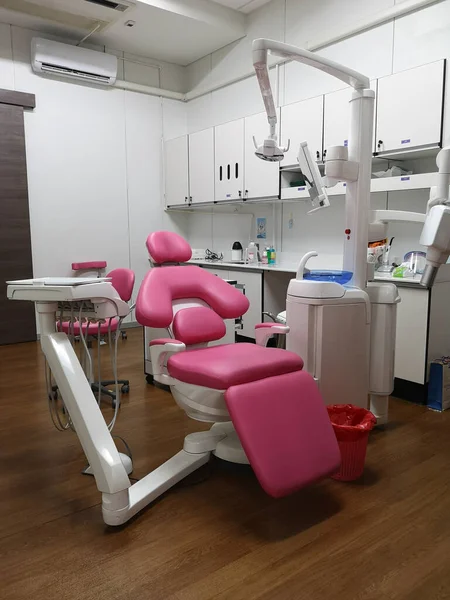 Modern Style Interior Shot Dental Clinic Blue Dental Chair — Stock Photo, Image