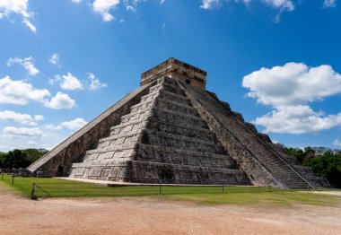 Chichen Itza, Meksika 'da Antik Maya Kukulkan Piramidi