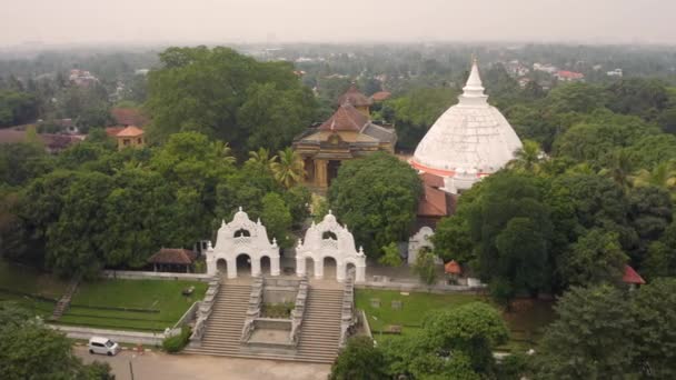 Luchtfoto Van Kelaniya Raja Maha Viharaya Boeddhistische Tempel Sri Lanka — Stockvideo