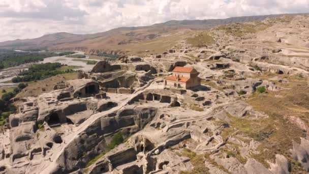 Widok Lotu Ptaka Uplistsikhe Jest Starożytne Miasto Jaskini Pobliżu Gori — Wideo stockowe