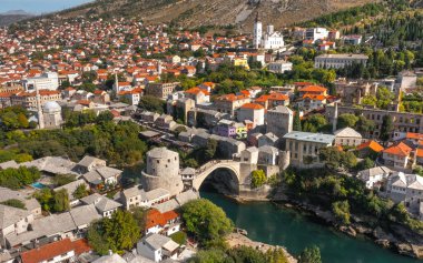 Mostar 'ın havadan görünüşü ve cazibesi