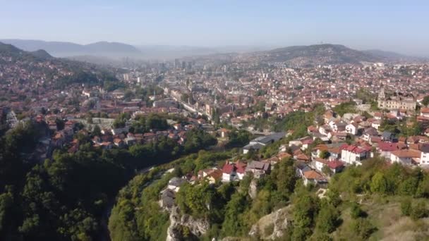 Vista Aérea Sarajevo Dia Ensolarado — Vídeo de Stock
