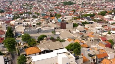 Batı Jakarta 'da yoğun bir mahalle.