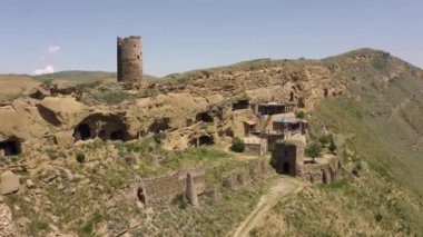Gürcistan 'daki Natlismtsemeli Manastırı' nın havadan görünüşü. Saint John Manastırı olarak da bilinir.