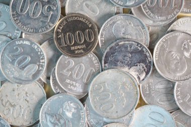 Yakından - Endonezya madeni parası rupiah. Geçmişi. Tasarruf kavramı