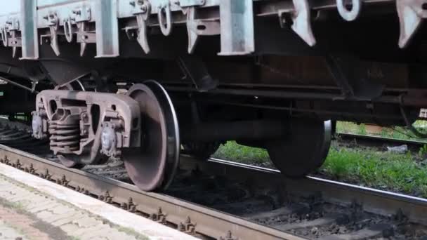 Close Van Beweging Van Een Trein Het Begrip Spoorwegvervoer Video — Stockvideo