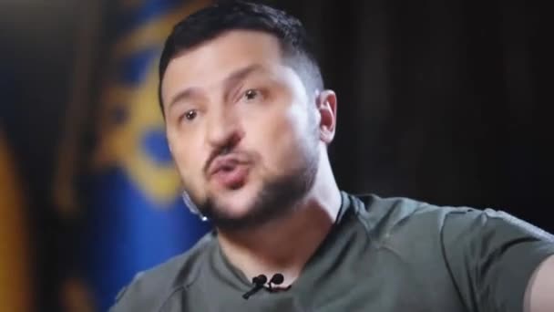Kapatın Ukrayna Cumhurbaşkanı Yabancı Gazetecilere Bir Röportaj Veriyor Ukrayna Ekim — Stok video