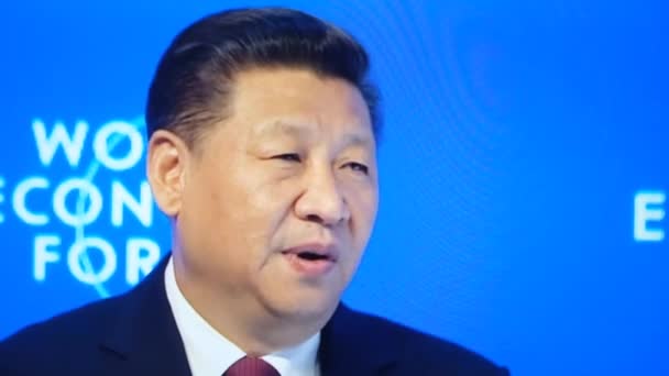 Primer Plano Presidente Chino Jinping Una Entrevista Periodistas Extranjeros Brote — Vídeo de stock