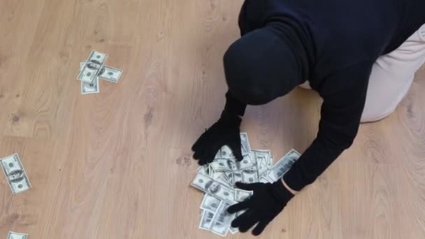 Robber Robs Dollars Bank Man Black Mask Opens Safe Happy — Wideo stockowe
